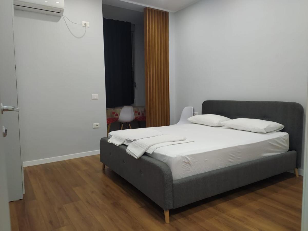 Be Solei Studio Apartments Sol 2 ติรานา ภายนอก รูปภาพ
