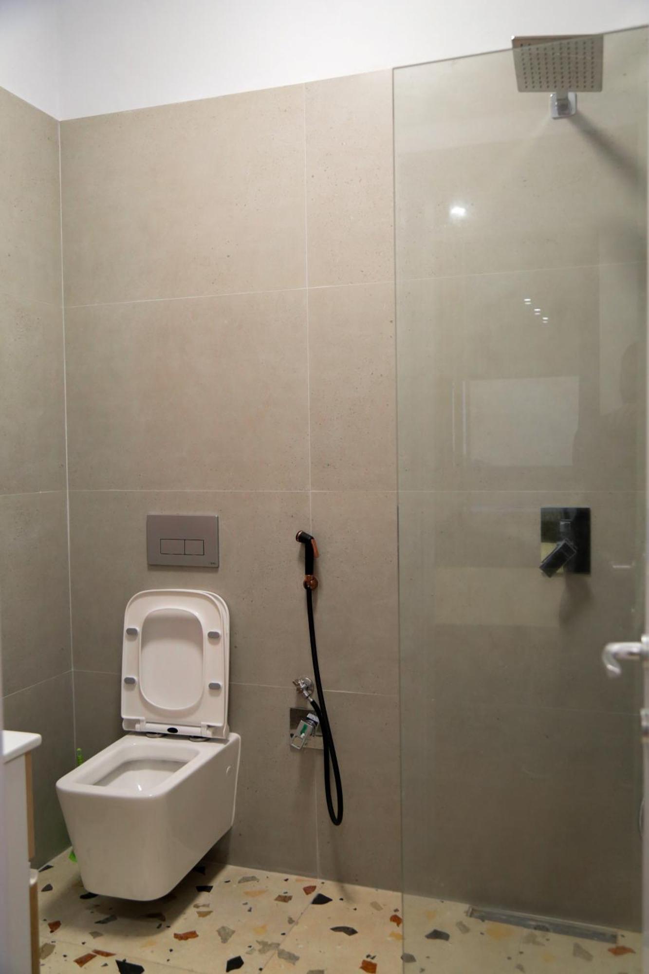 Be Solei Studio Apartments Sol 2 ติรานา ภายนอก รูปภาพ